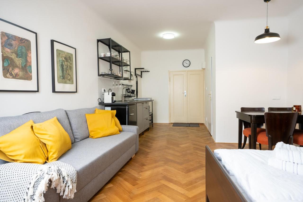 White Wolf House Hostel & Apartments Praha Exteriér fotografie