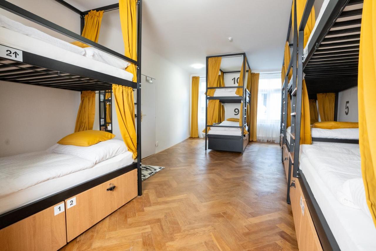 White Wolf House Hostel & Apartments Praha Exteriér fotografie
