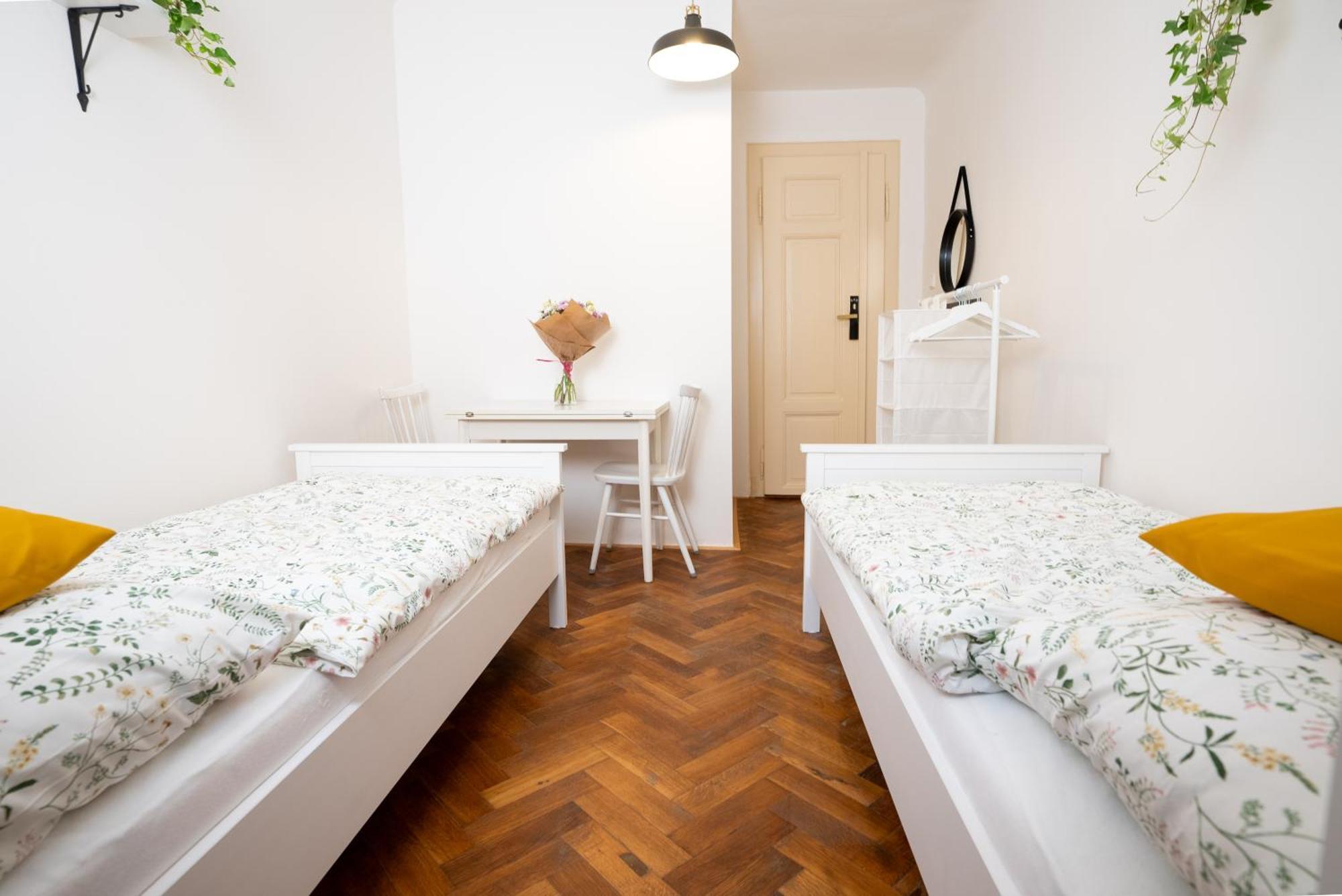 White Wolf House Hostel & Apartments Praha Exteriér fotografie